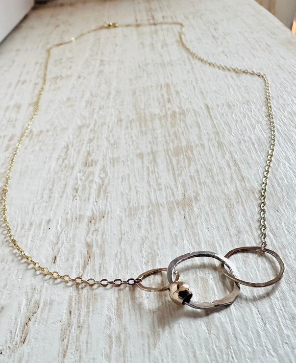 Circle Necklace/ Family Necklace/ Infinity Necklace