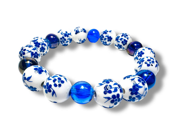 Toile Pattern Ceramic and Glass Stretch Braceler - Janine Design