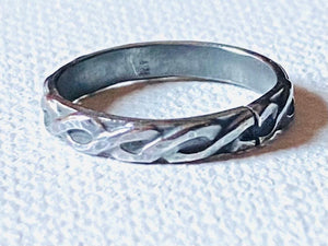 Tiny Ring/ Kids Ring/MIDI Ring/ Stacking Pattern Ring/Rope Ring, Stacking Ring, Ring Band, Pattern Band, Silver Ring - Janine Design